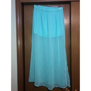 Maxi skirt